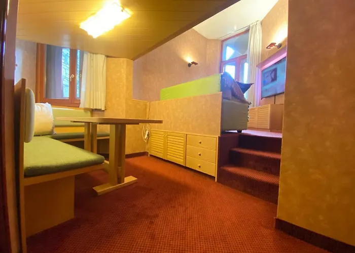 The Nest Alpine Loft Ski-in Ski-out Apartment Breuil-Cervinia